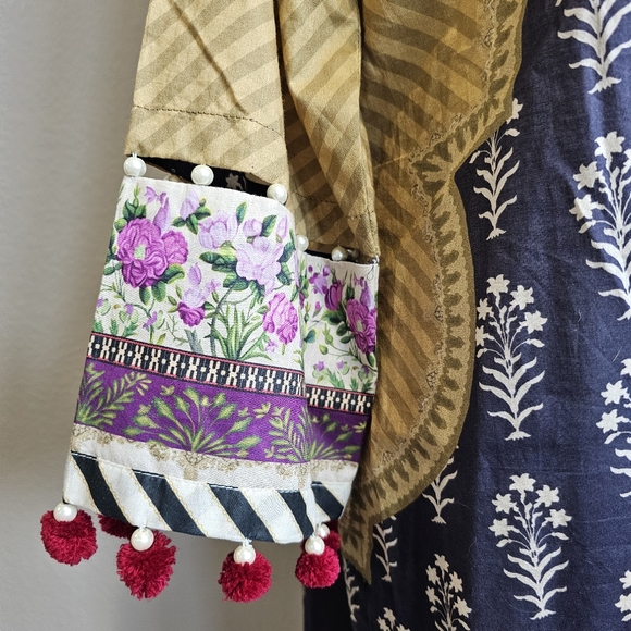 Printed Lawn Shirt with Silk Dupatta Set Beaded Bordered - Picture 9 of 13